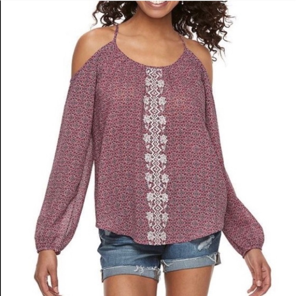 REWIND Floral Embroidered Cold-Shoulder Top Jr XL